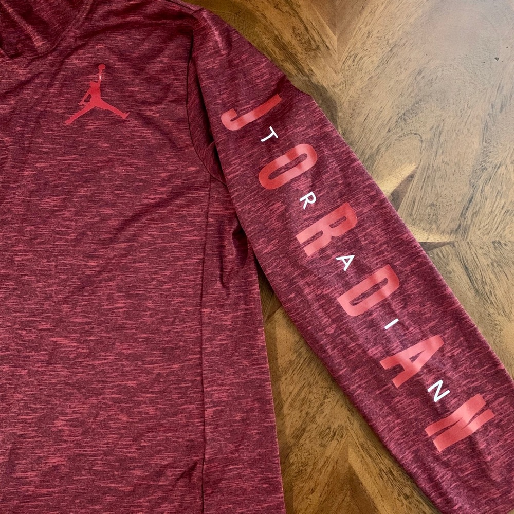 Boys Nike Jordan Drifit long sleeve shirt hoodie